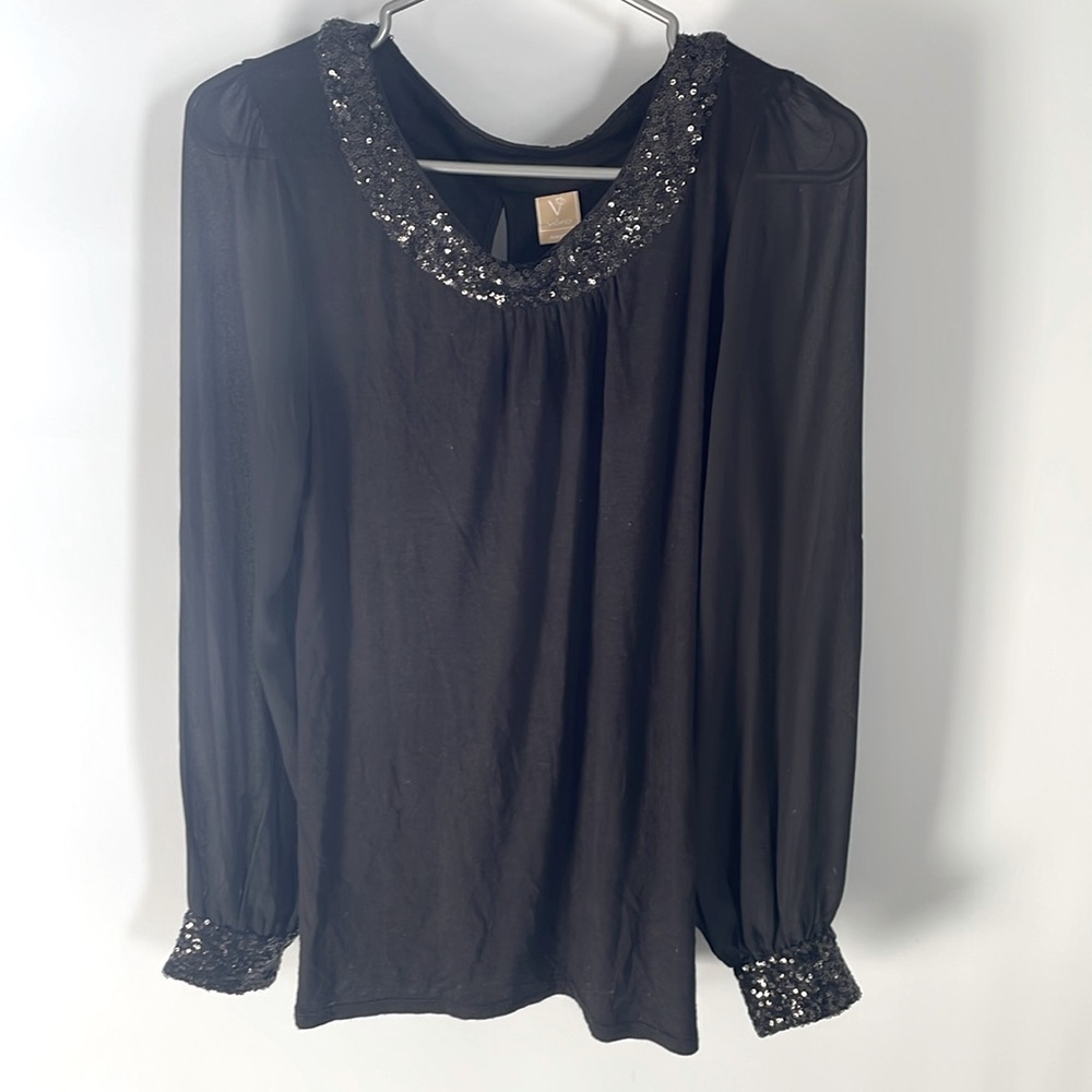 chic sweater with sparkling collar and sleeve ends